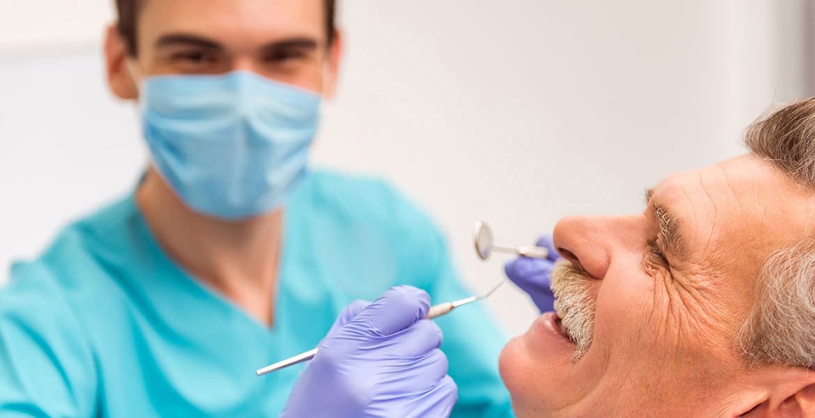 Tips for Finding Senior Dental Plans